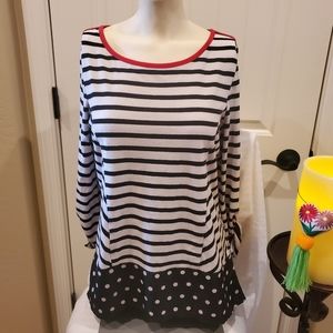 🌵Onque Petite Black/White Tunic